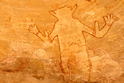 タッシリナジェールの台地の上と下の岩絵を満喫　砂漠の大画廊”タッシリナジェール”岩絵エクスペディション 